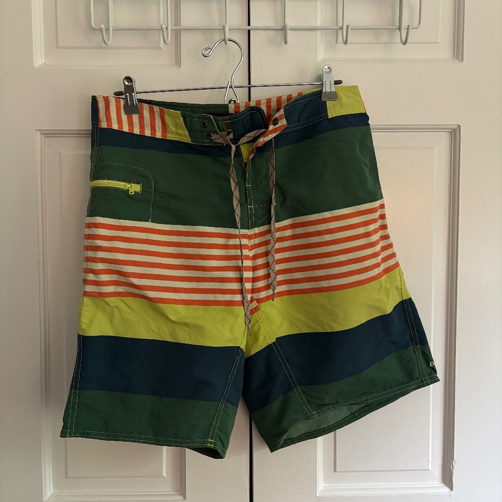 Men's Patagonia swim trunks, size 31 (Medium)